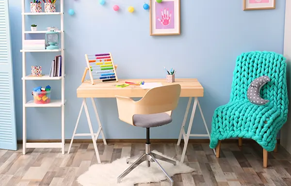 Chaise de bureau assortie a la deco